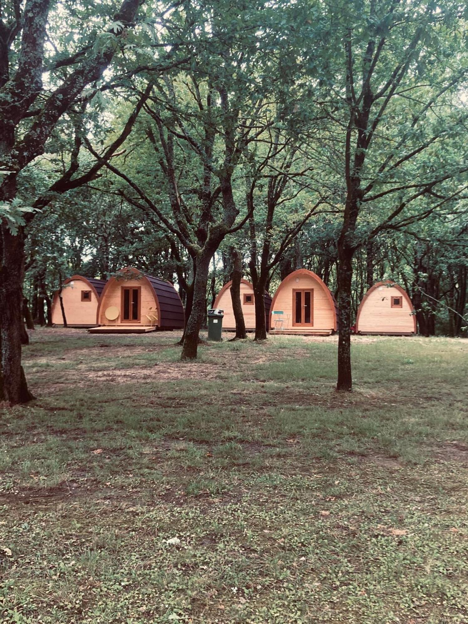 Camping Vila De Sarria Chambre photo